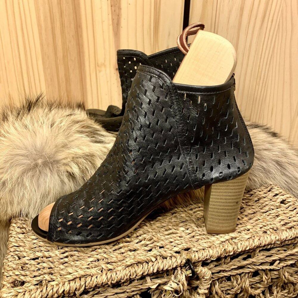 Dune London Whisper Heel Womens Booties Sz 8.5/40 Caged Black Leather Peep Hole